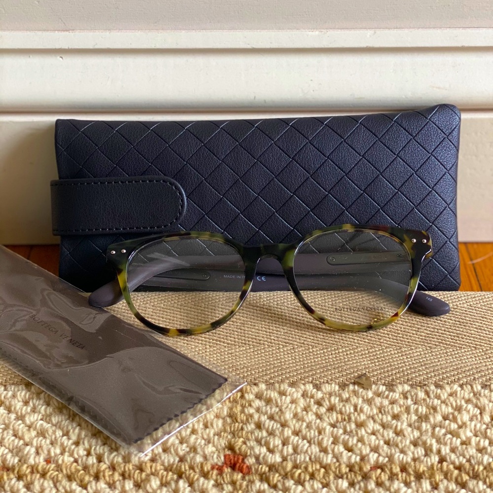 Bottega Veneta glasses